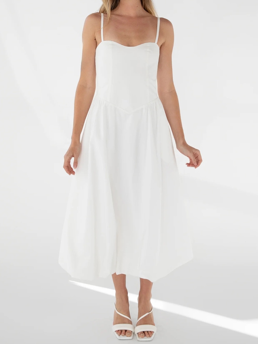Oak + Fort white cotton, Poplin V-waist, bubble hem, midi dress